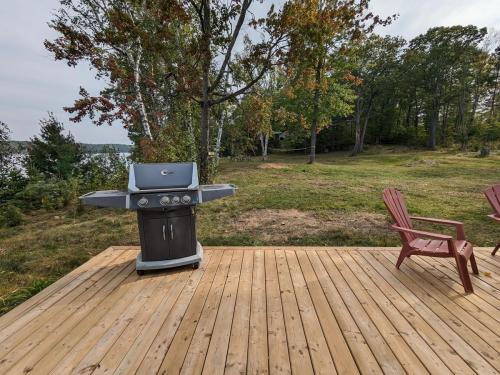 Outside - from deck towards BBQ